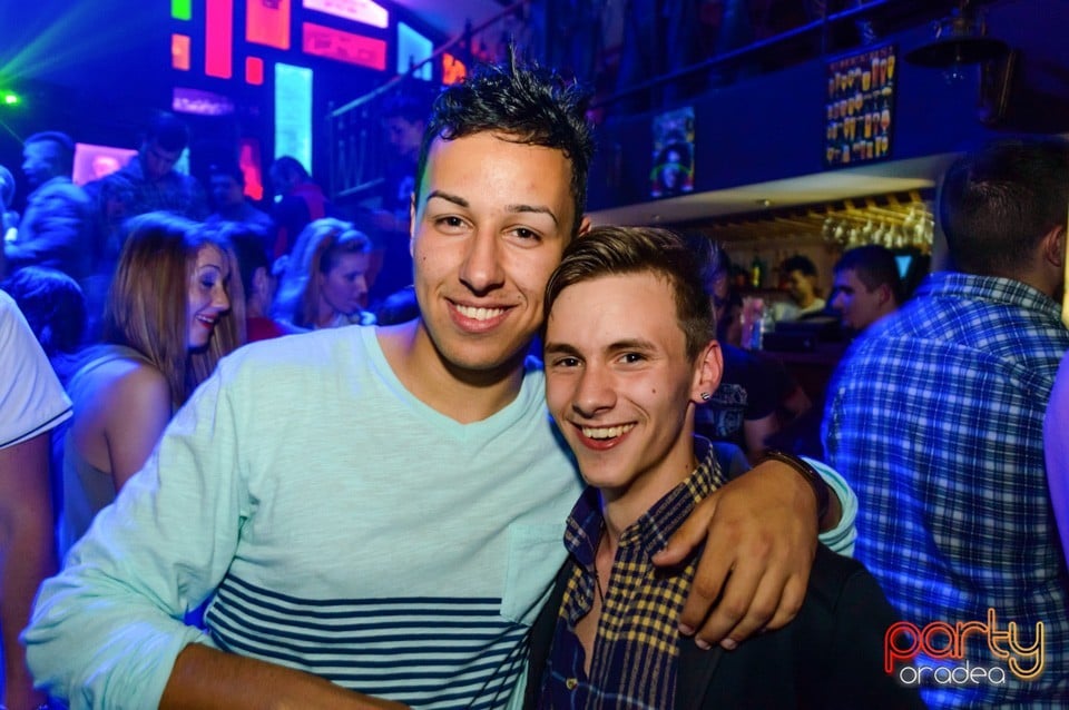 Super distracţie în Window Pub, 