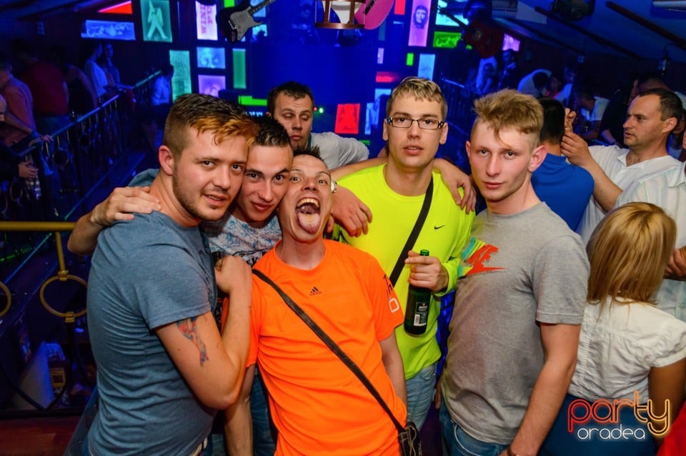 Super distracţie în Window Pub, 