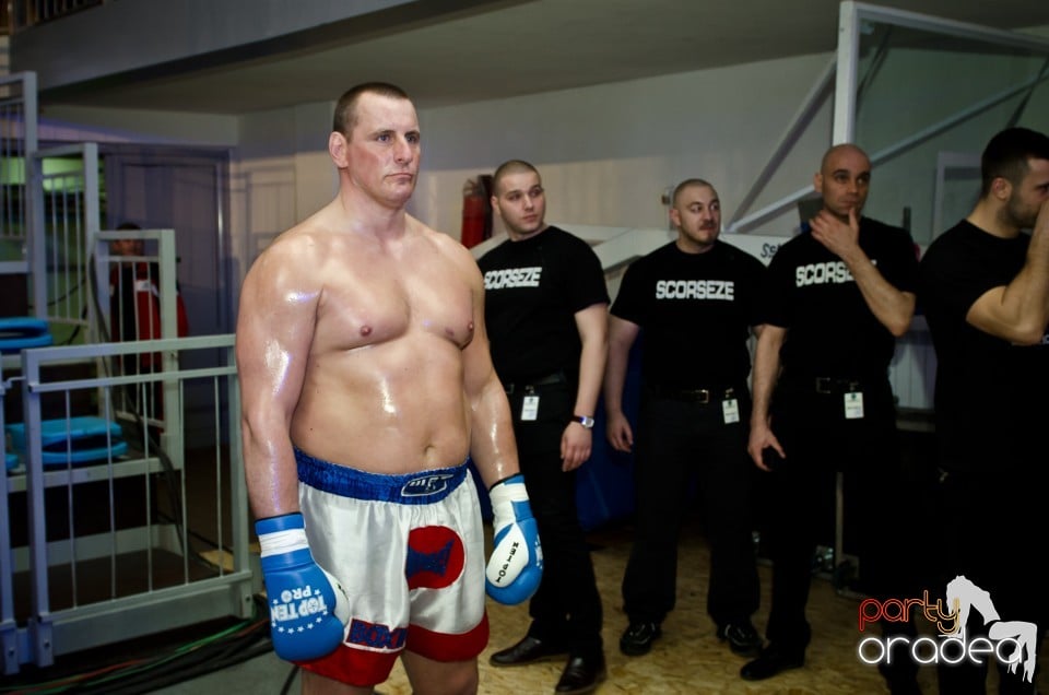 Super Kombat, Arena Antonio Alexe