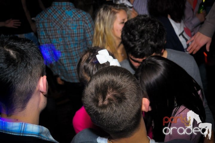 Super Party în Club Escape, 