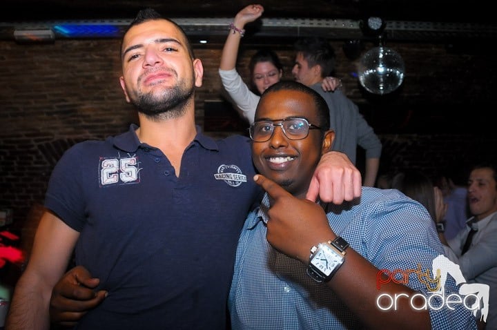 Super Party în Club Escape, 