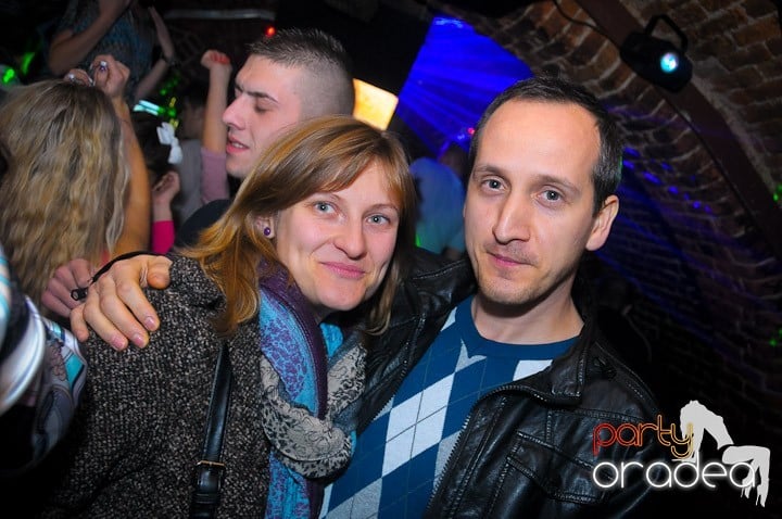 Super Party în Club Escape, 