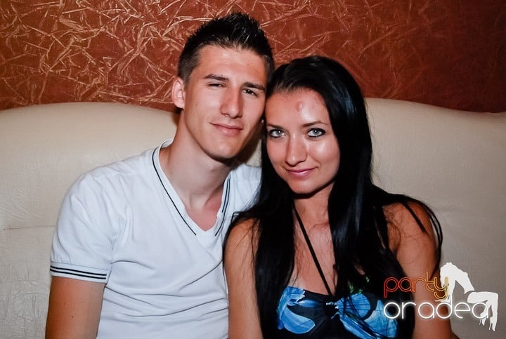 Super Party în Club Seven, 