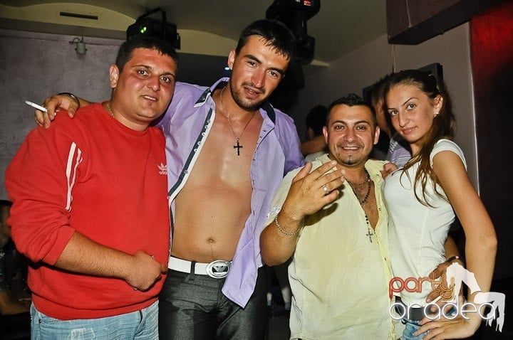 Super petercere în Rio Club, 