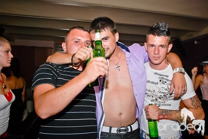 Super petercere în Rio Club, 