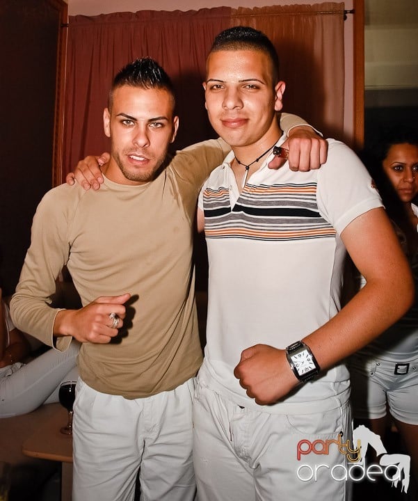 Super petercere în Rio Club, 