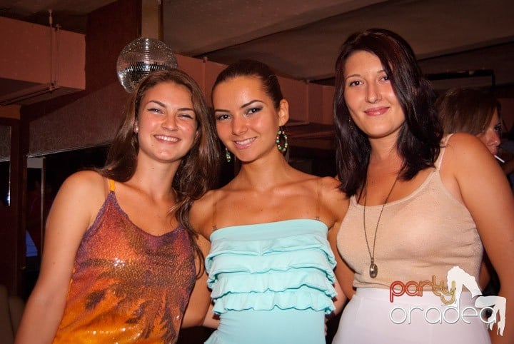 Sweet Sensation @ Club Seven, 