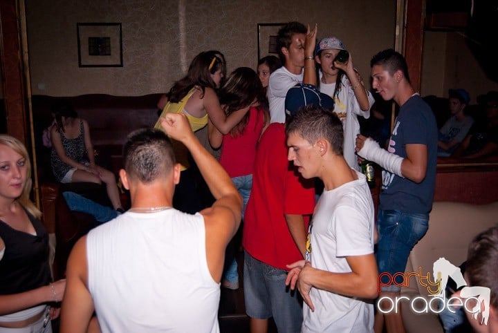 Sweet Sensation @ Club Seven, 