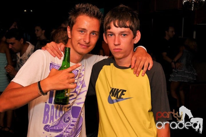 Sweet Sensation @ Club Seven, 