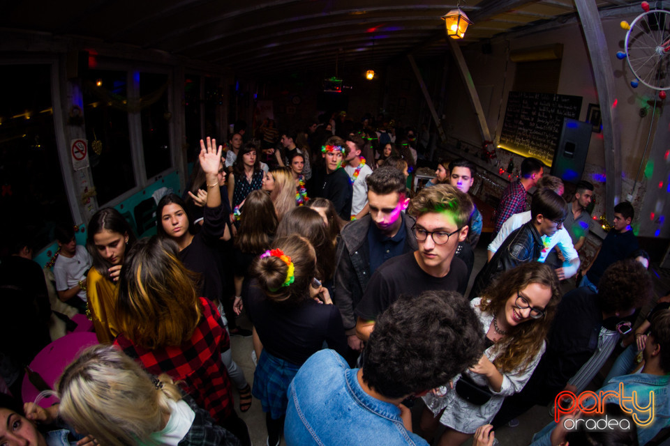 Swinter Party, Bodega
