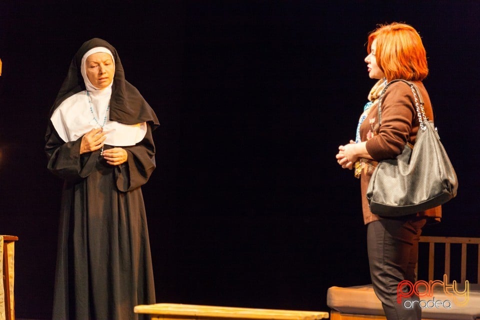 Taina mănăstirii, Teatrul Arcadia