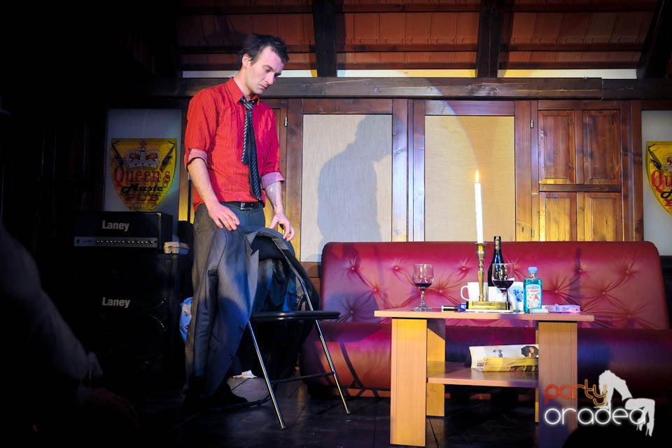 Teatru: