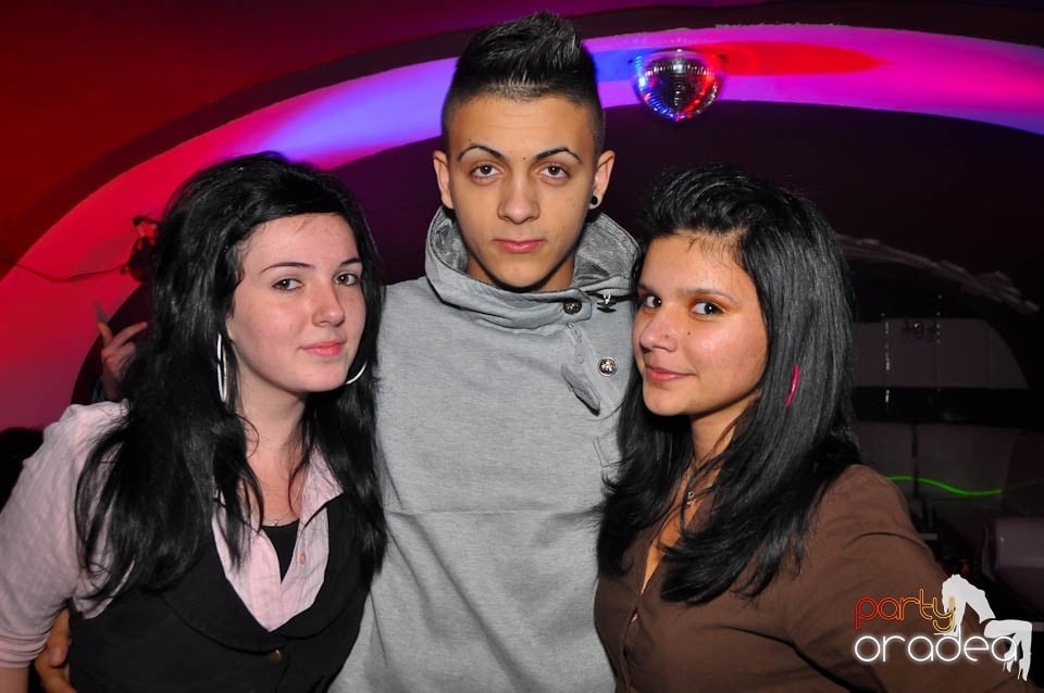 Tequila Party în Club Atti's, 