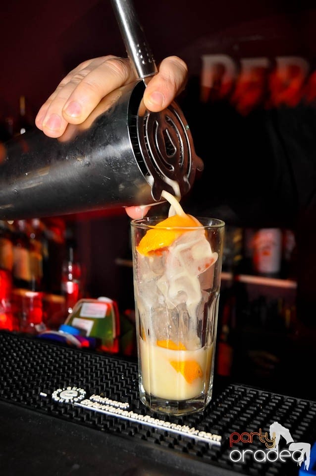 Tequila Party în Club Atti's, 