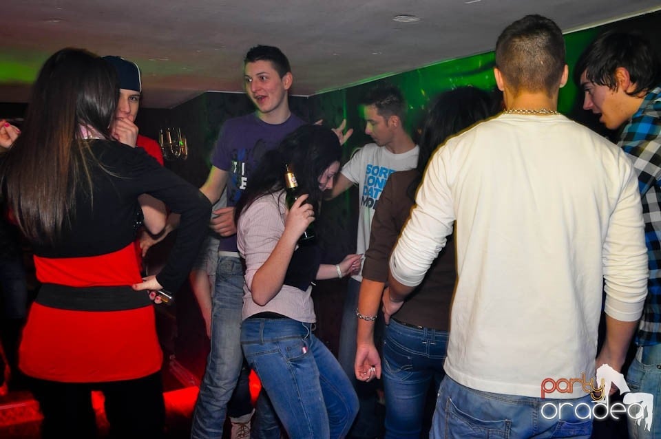 Tequila Party în Club Atti's, 