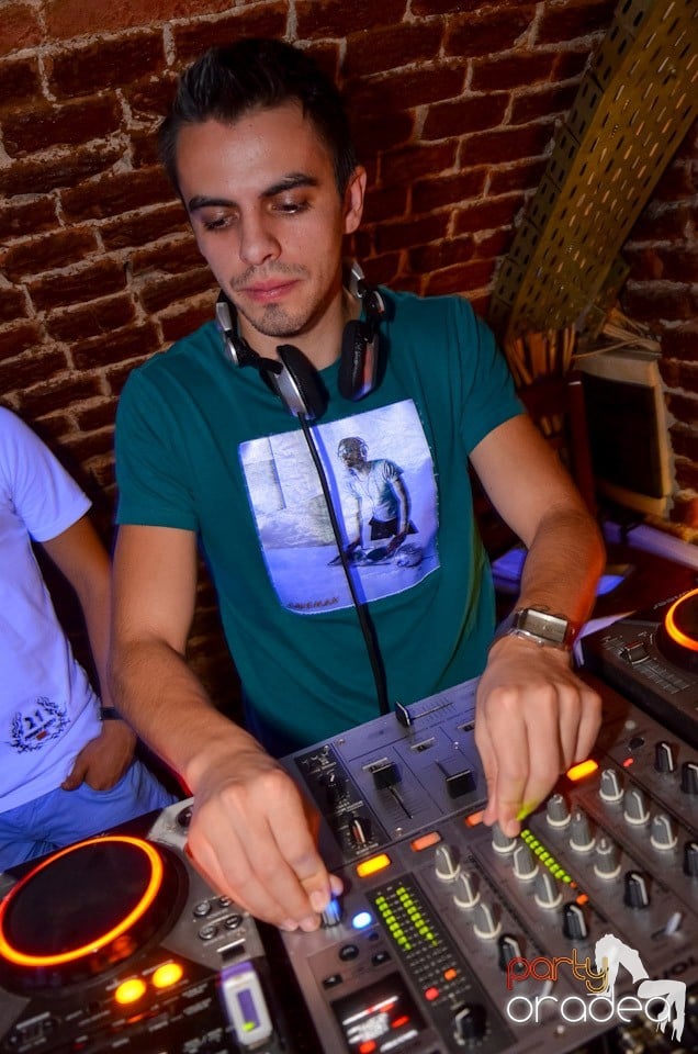 The Great Escape with Caveman, 