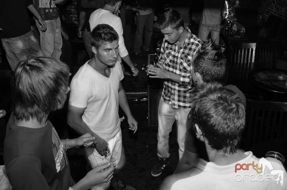 The Great Escape with Caveman, 