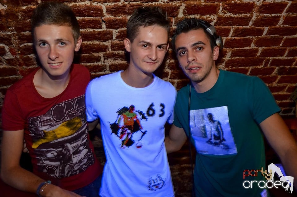 The Great Escape with Caveman, 