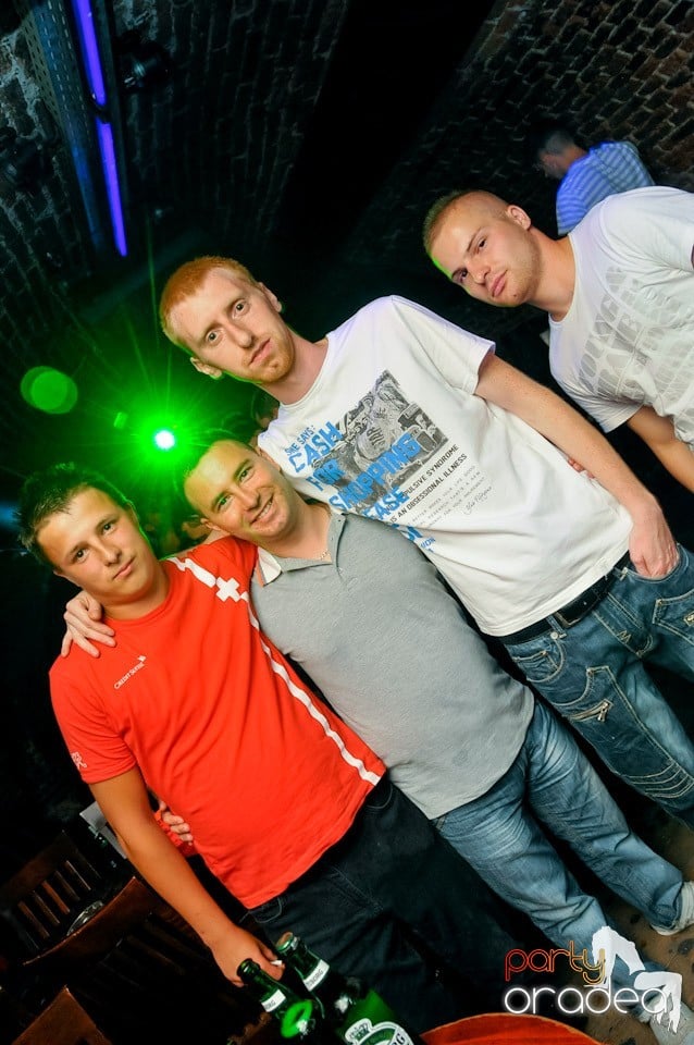 The Great Escape with Caveman, 