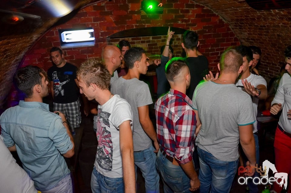 The Great Escape with Caveman, 