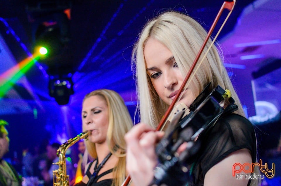 The Lady With The Sax & The Violin Girl,