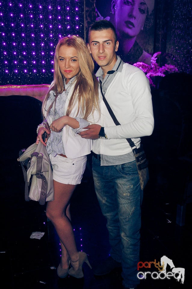 The One Café & Club presents Vera, 