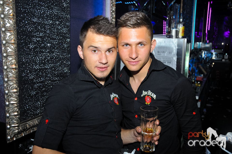 The One Café & Club presents Vera, 