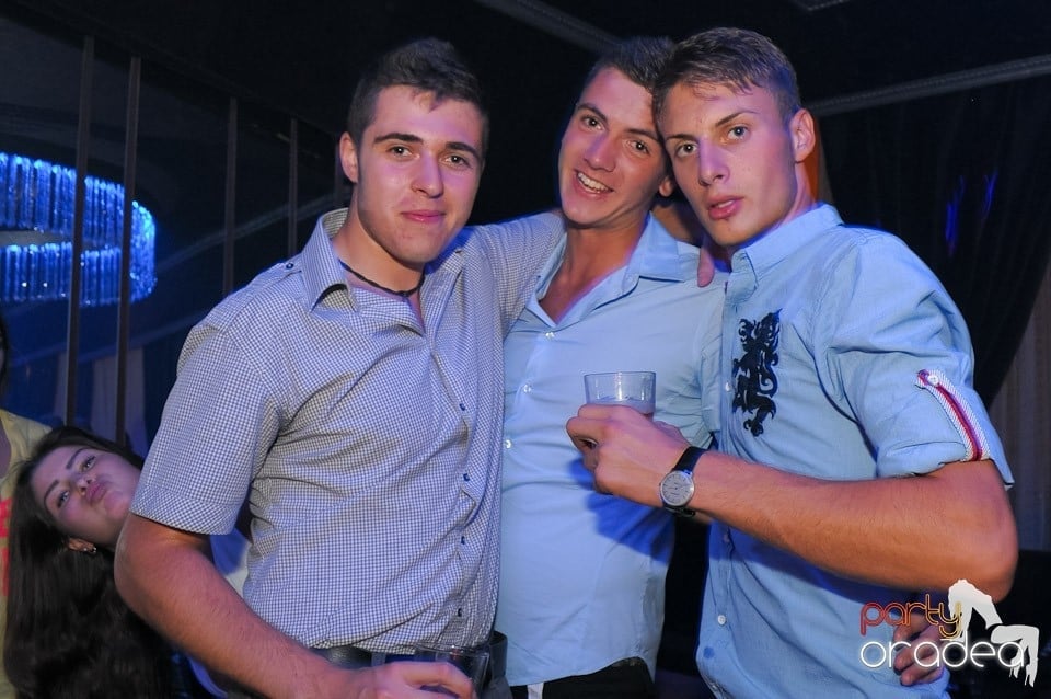 The One: Hot in the City, 