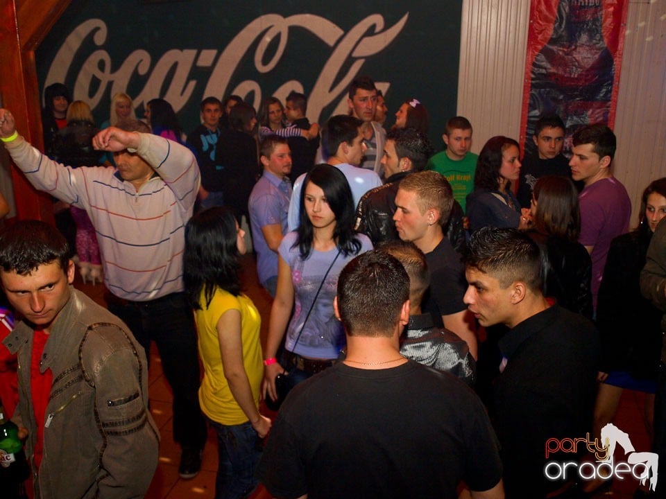 The Real Club Sounds în Disco Faház, 