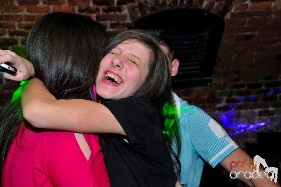 Think Blue - Party în Club Escape, 