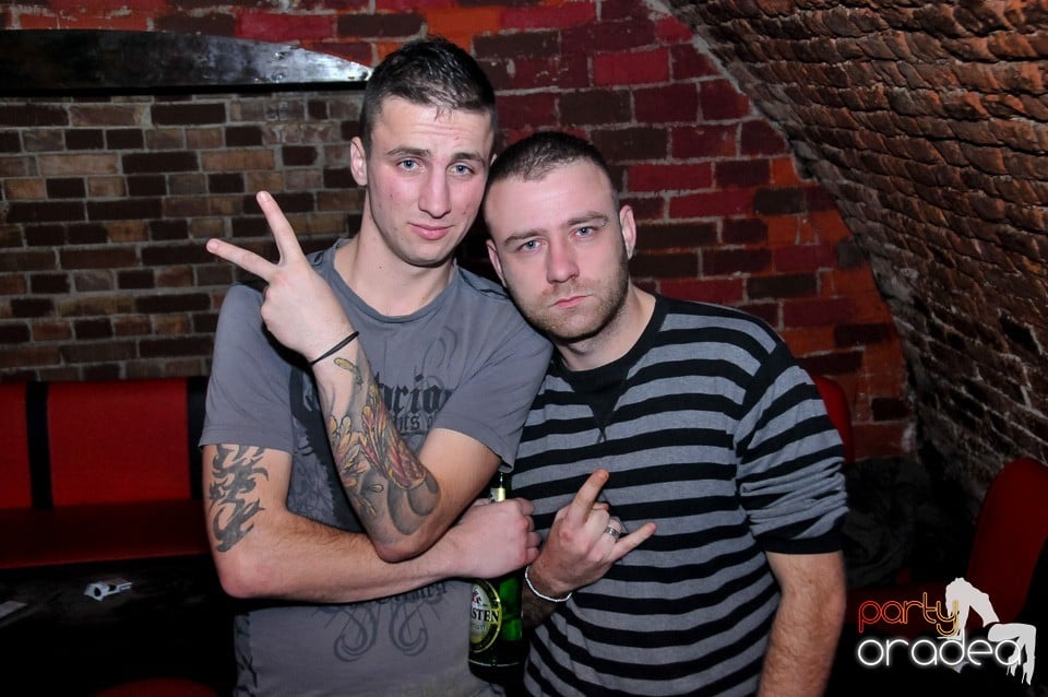 Think Blue - Party în Club Escape, 