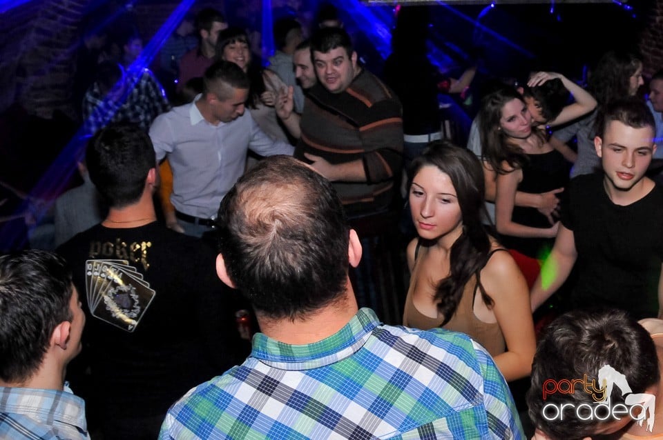 Think Blue - Party în Club Escape, 