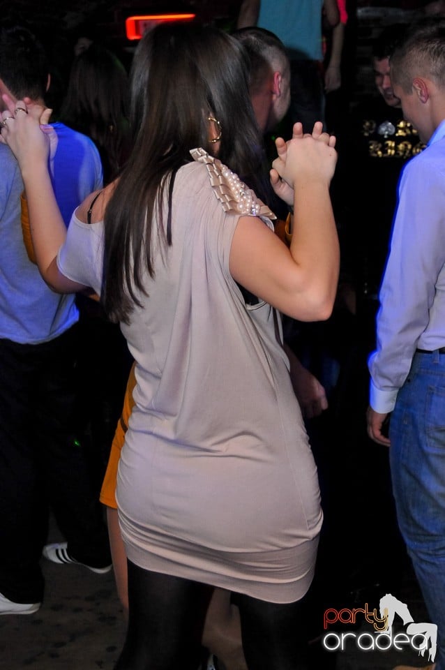 Think Blue - Party în Club Escape, 