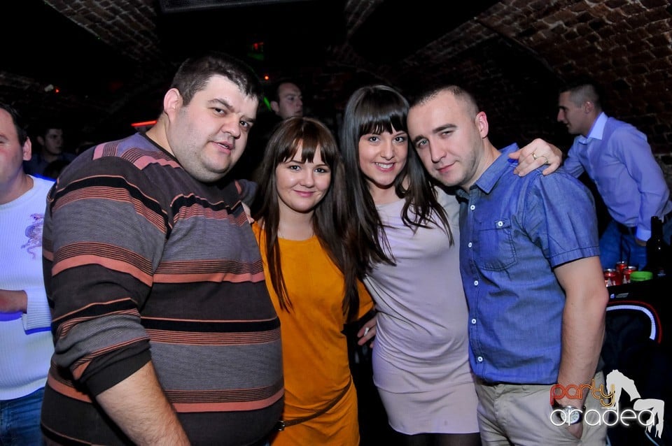 Think Blue - Party în Club Escape, 