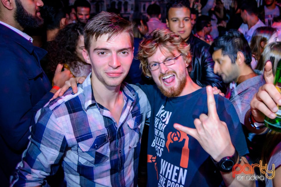 Thursday Night Party, Green Pub