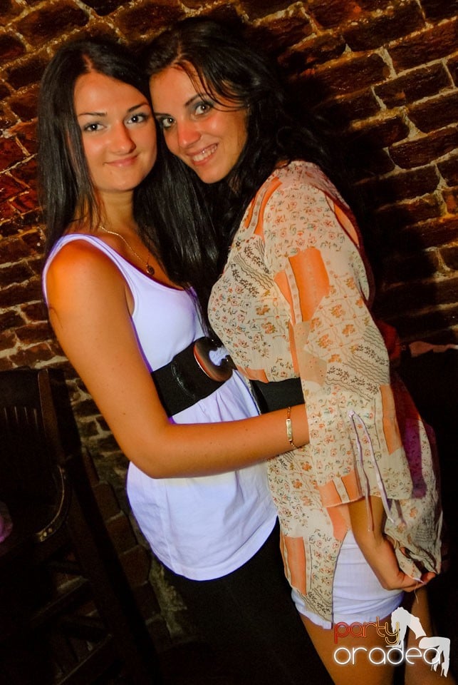 Thursday Party @ Club Escape, 