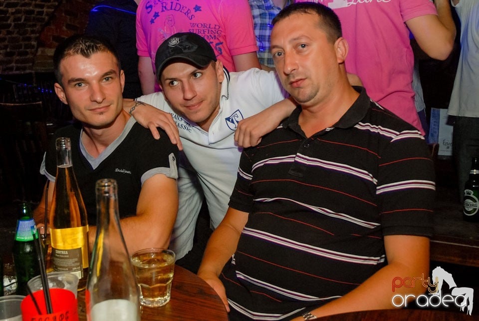 Thursday Party @ Club Escape, 