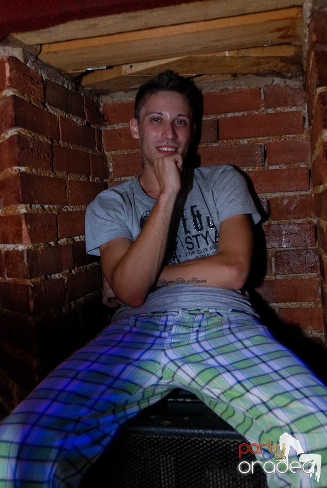 Thursday Party @ Club Escape, 