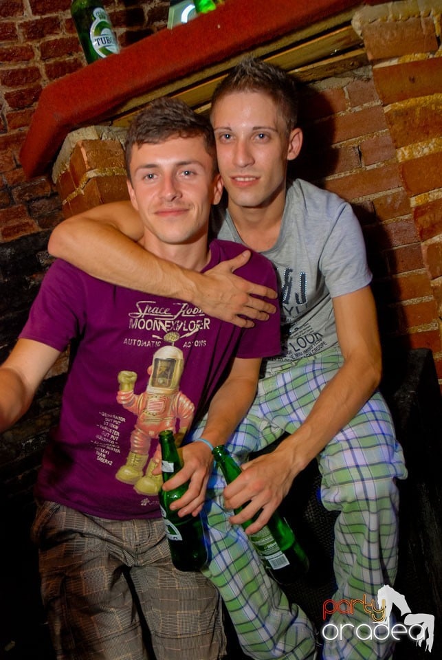 Thursday Party @ Club Escape, 