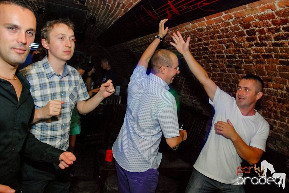 Thursday Party @ Club Escape, 