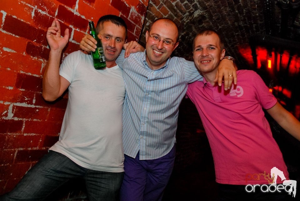 Thursday Party @ Club Escape, 