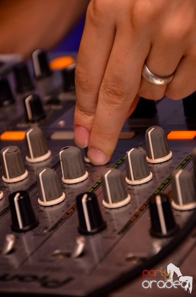 Thursday Party în Club Escape, 