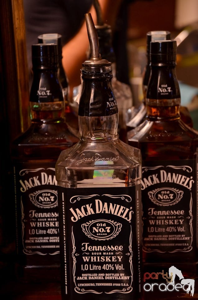 Thursday Party în Club Escape, 