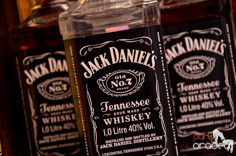 Thursday Party în Club Escape, 