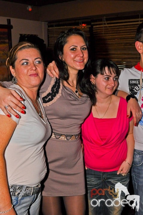 Tribal Pop Party, Zulu Caffe