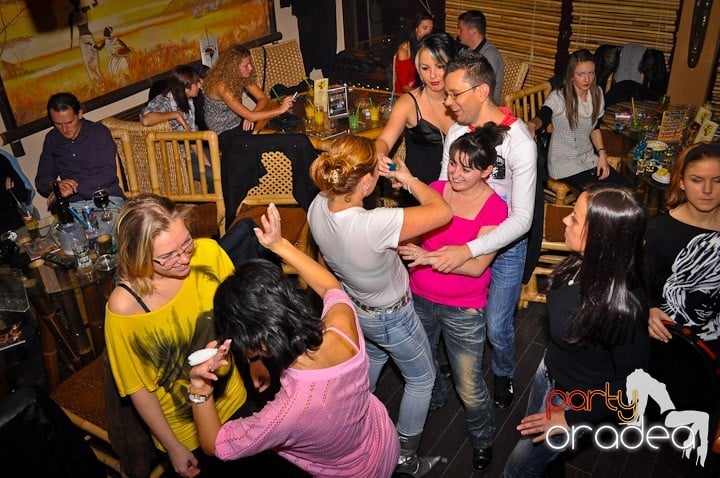 Tribal Pop Party, Zulu Caffe