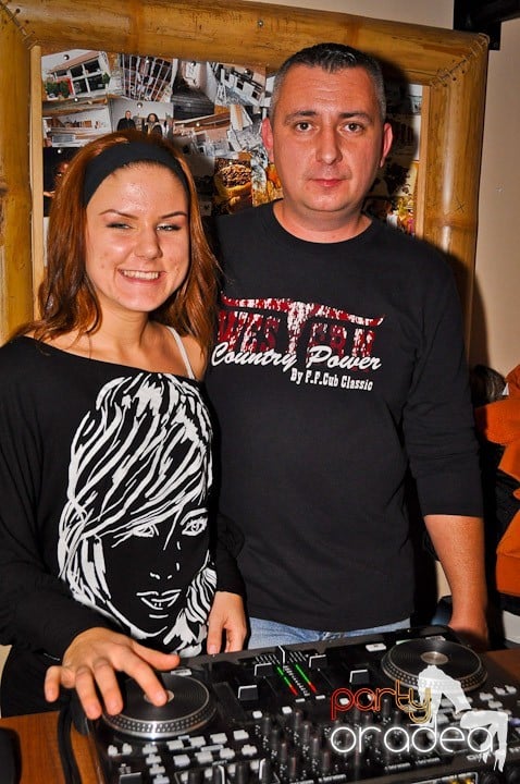 Tribal Pop Party, Zulu Caffe