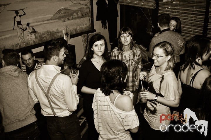 Tribal Pop Party, Zulu Caffe