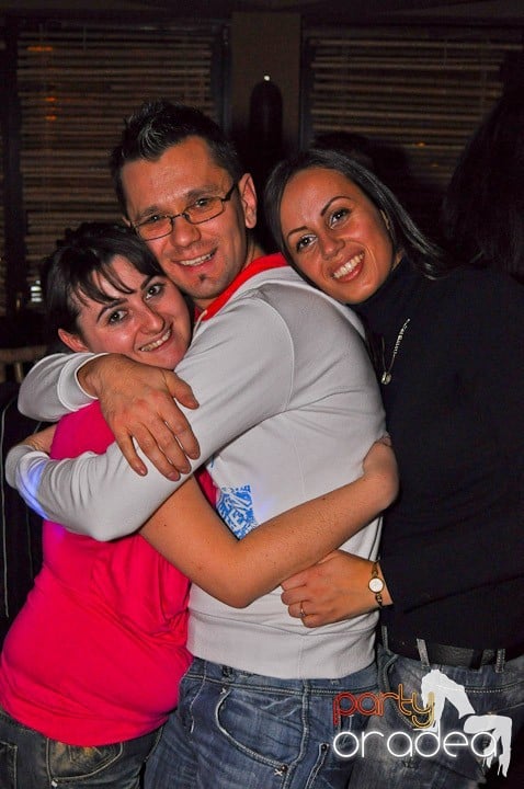 Tribal Pop Party, Zulu Caffe