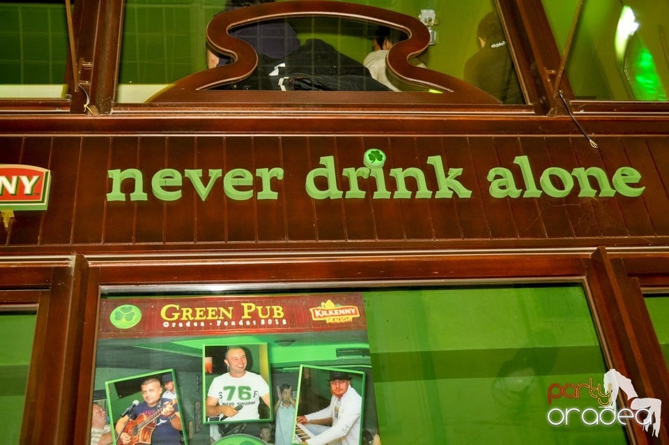 Trupa West în Green Pub, Green Pub